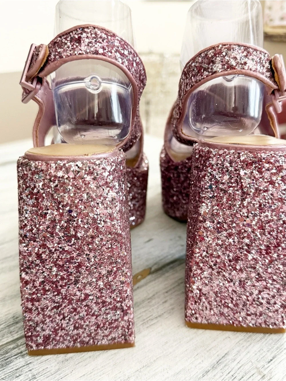 Gianni Bini Rose Pink Glitter Platform Block heel size 7M